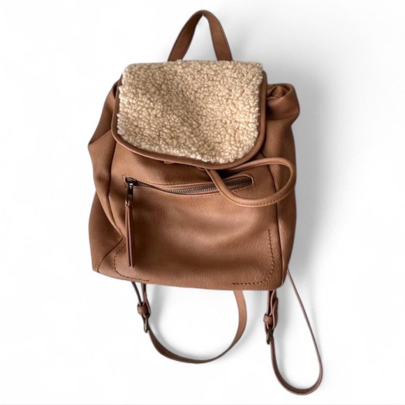 Target Universal Thread backpack - Picture 3 of 6